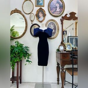 Jessica Howard Navy Velvet Off-Shoulder Midi Dress with Bow Detail